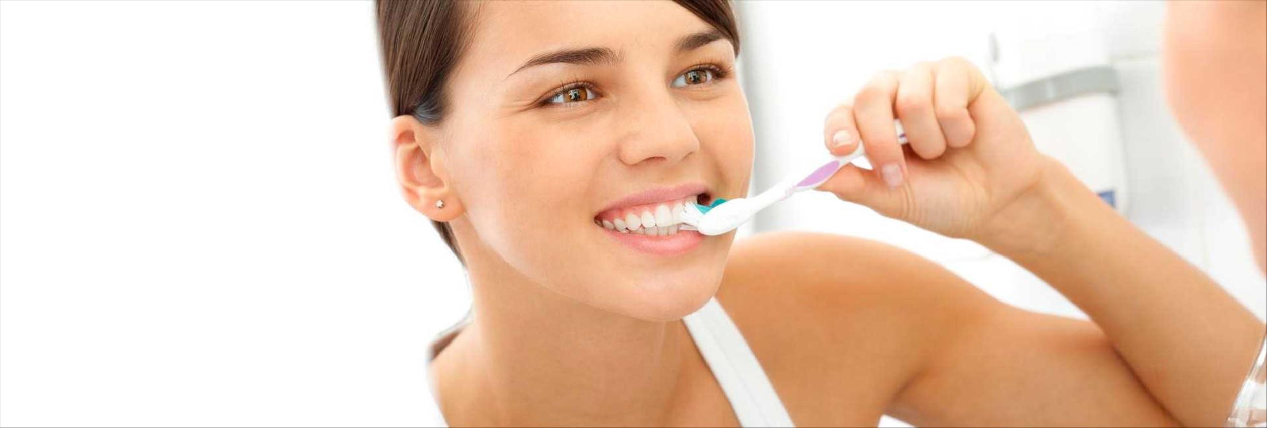 Diş Eti Hastalıkları ve tedavisi  ,diş eti kanaması , periodontoloji